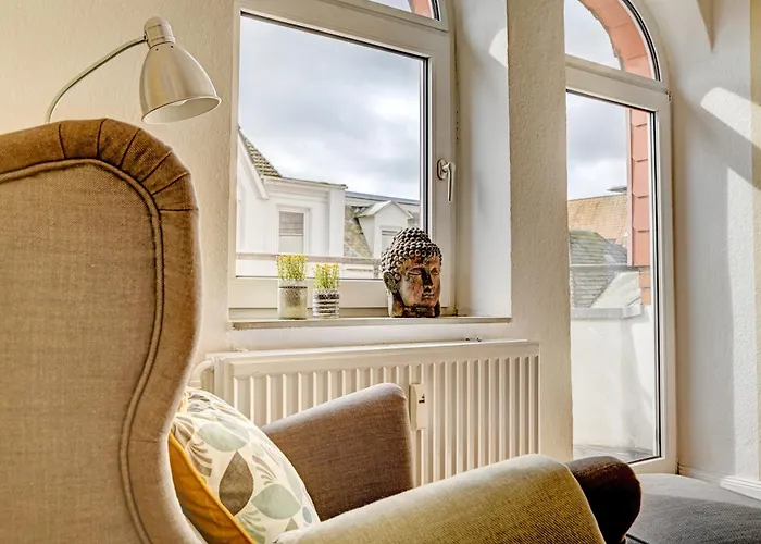 Mittendrin - Apartment Mit 2 Balkonen Sehr Zentral